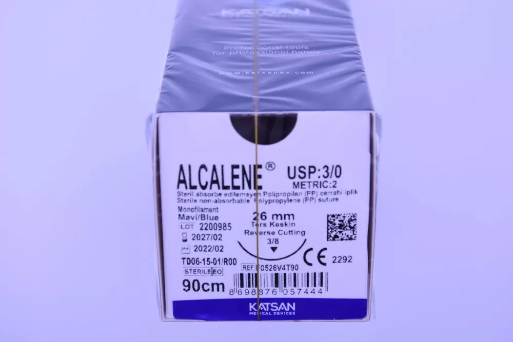 Alcalene 3/0 90cm 3/8 26mm fordított vágótű