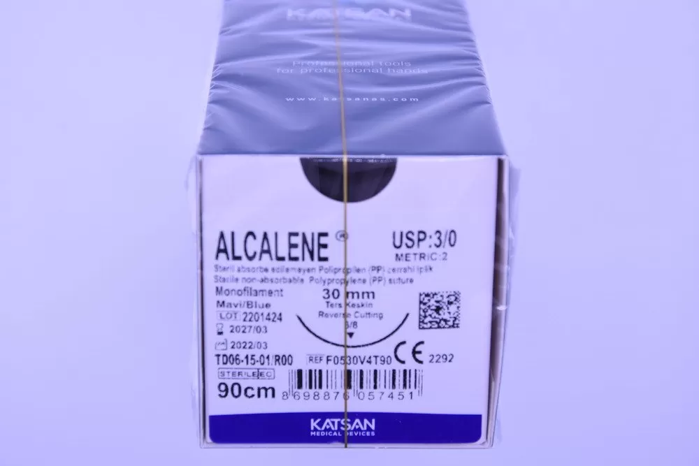 Alcalene 3/0 90cm 3/8 30mm fordított vágótű