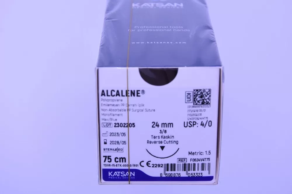 Alcalene 4/0 75cm 3/8 24mm fordított vágótű