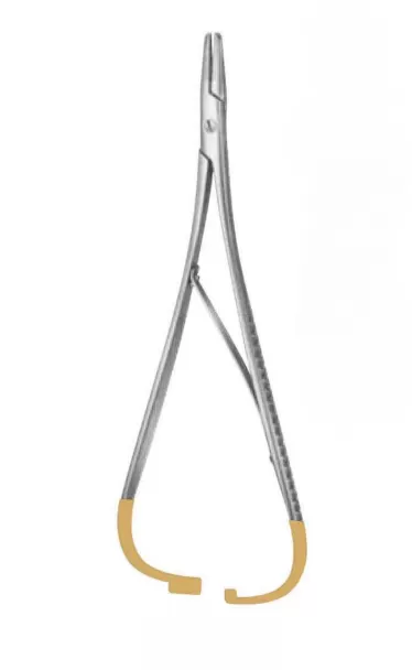 TC Mathieu aranyozott tűfogó 20 cm