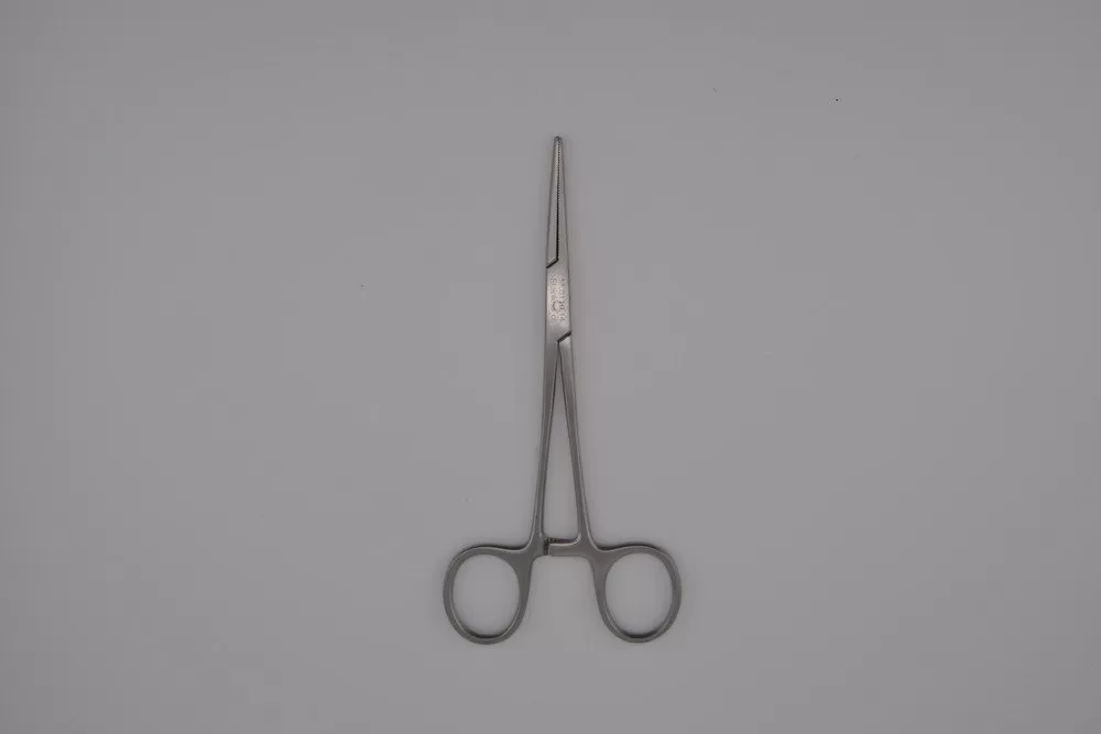 Crile delicate fogó, egyenes 14 cm
