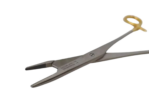 Tc Olsen Hegar tűfogó 18 cm