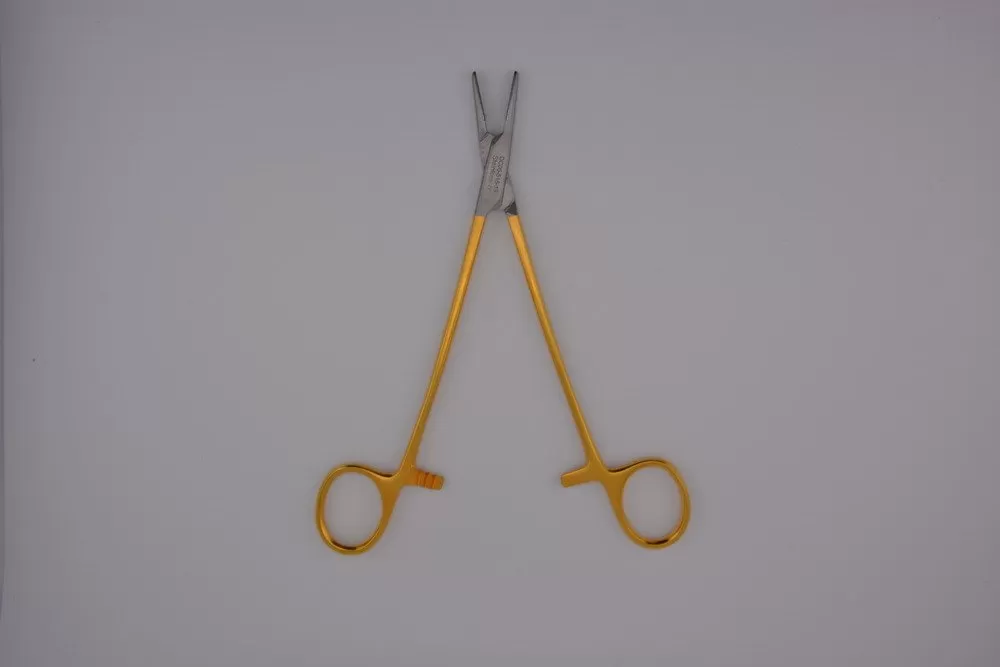 Tc DeBakey aranyozott tűfogó 18 cm