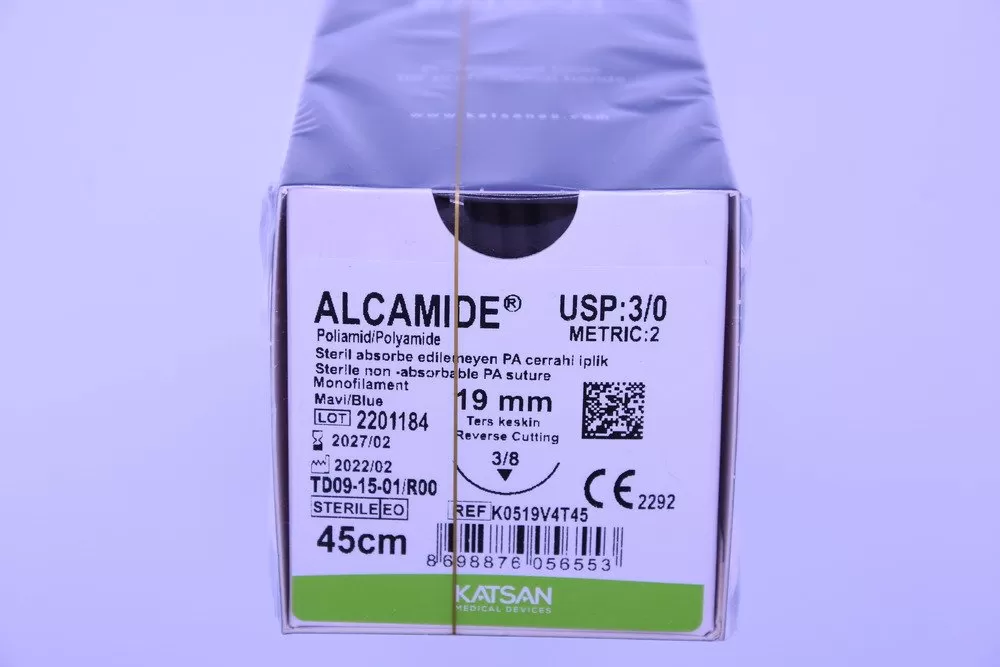 Alcamide 3/0 45 cm 3/8 19 mm fordított vágótű