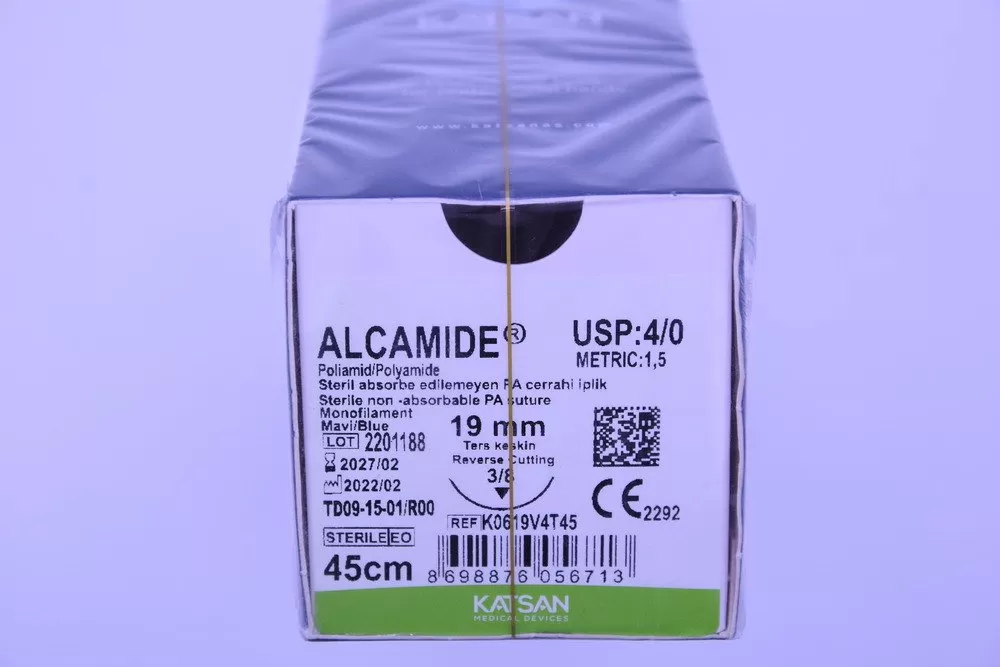 Alcamide 4/0 45 cm 3/8 19 mm fordított vágótű